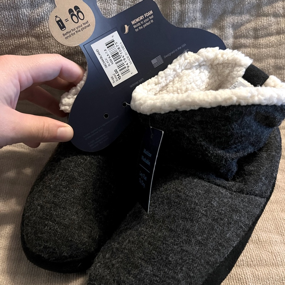 House shoes (NEW)